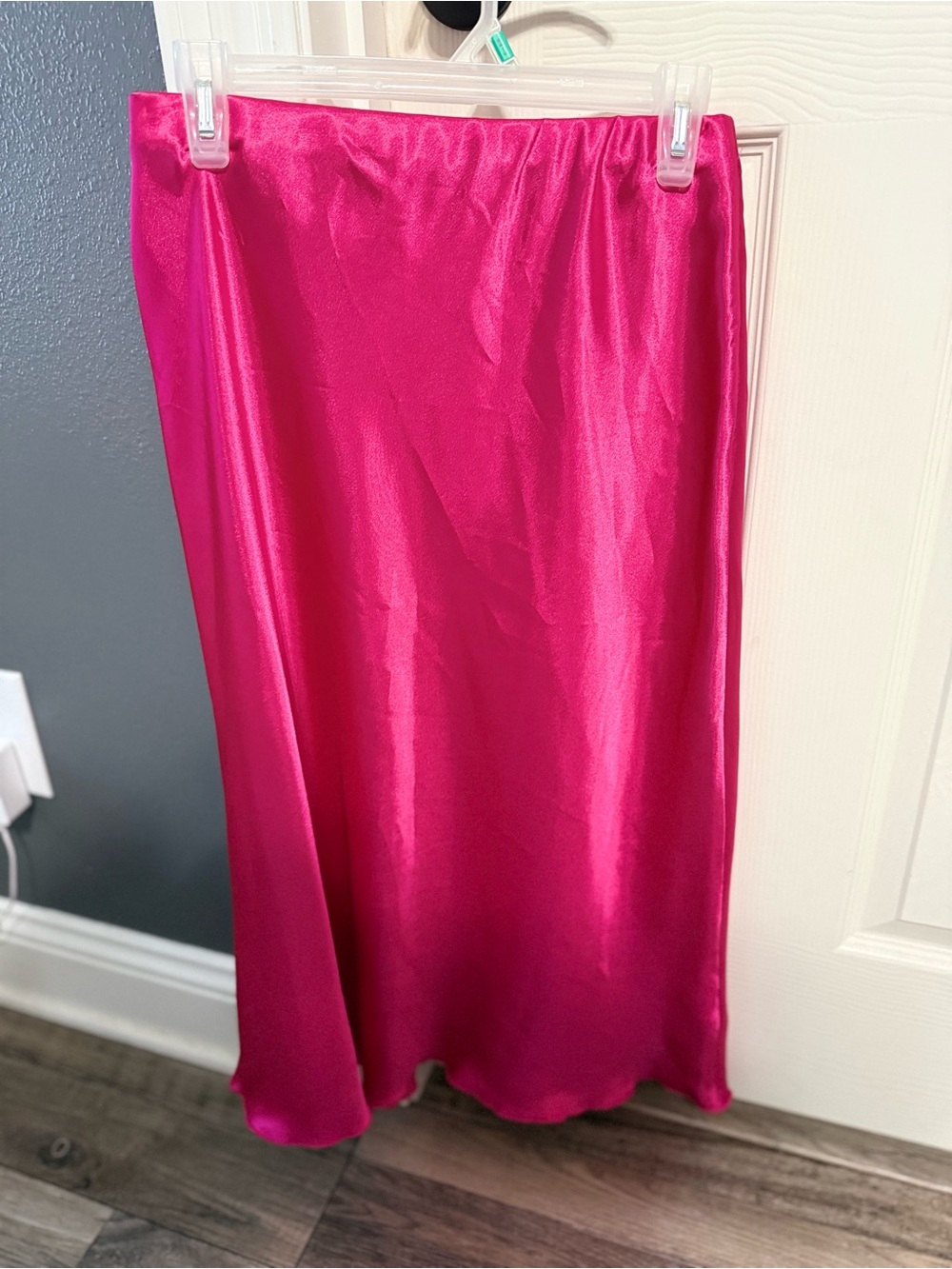 Nicole Miller Fuchsia Satin Midi Skirt